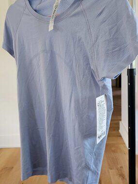 Lululemon women's light blue short sleeved top NWT